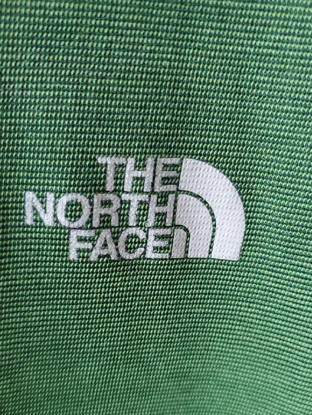 The North Face Vapor Wick  Long Sleeve Crew in Green with Gray Accents XXL - Picture 2 of 8